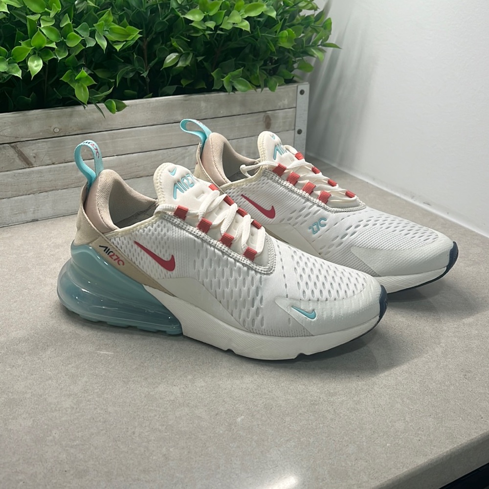 Nike Air Max 270
